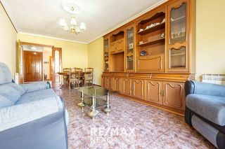 Casa adosada en venta en Laguna de Duero