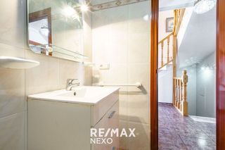 Casa adosada en venta en Laguna de Duero