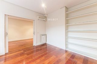 Piso en alquiler en Almagro en Madrid