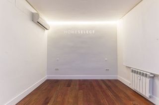 Piso en alquiler en Almagro en Madrid