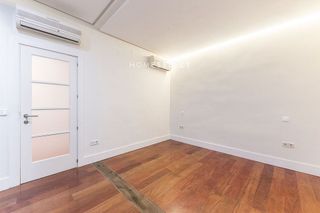 Piso en alquiler en Almagro en Madrid