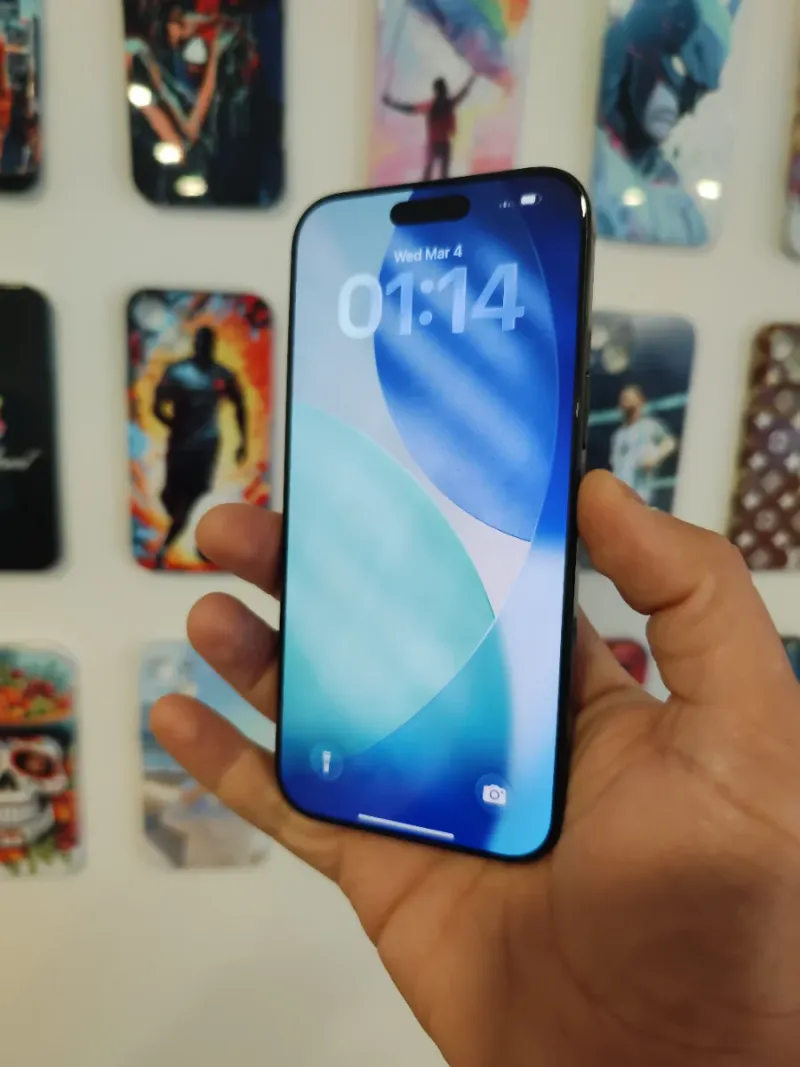 iPhone 16 Pro Max 1TB Negro 92% Batería afbeelding 3