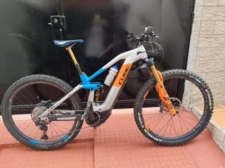 Bicicleta Eléctrica Cube