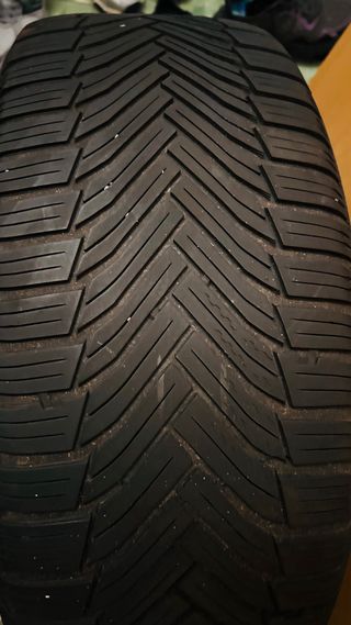 Llantas con Neumáticos Michelin 225/50 R17