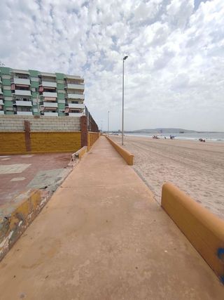 Local comercial en venta en El Rinconcillo en Algeciras