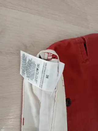 Pantalón corto hombre rojo burdeos