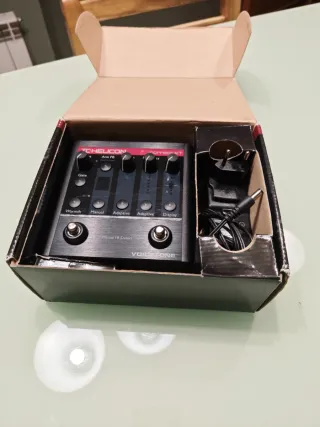 TC-Helicon VoiceTone Correct XT