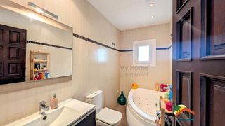 Chalet en venta en Roca Grossa - Serra Brava en Lloret de Mar