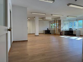 Oficina en alquiler en El Poble Sec en Igualada
