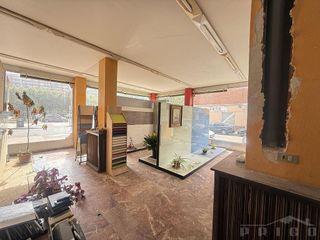 Local comercial en venta en Plaza España - Villa Pilar - Reyes Católicos - Vadillos en Burgos