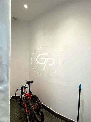 Local comercial en venta en La Nova Esquerra de l'Eixample en Barcelona