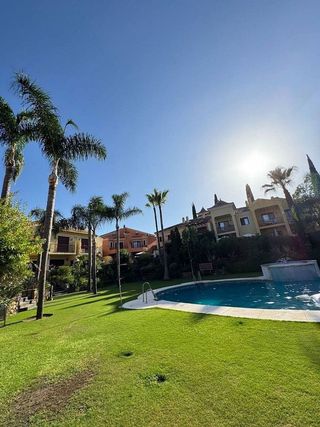 Casa pareada en alquiler en Lomas de Marbella Club - Puente Romano en Marbella