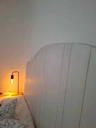 Cabecero de madera maciza vintage con anclaje