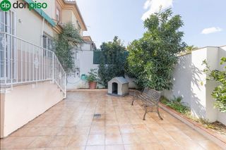 Casa adosada en venta en Cájar