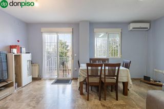 Casa adosada en venta en Cájar