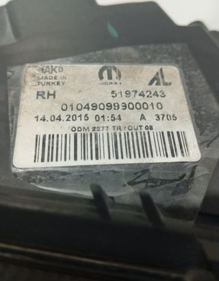 Faro der fiat 463960 51974243 doblo ii cargo (263)