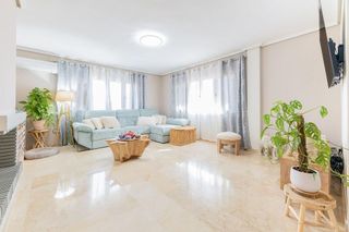 Chalet en venta en Requena