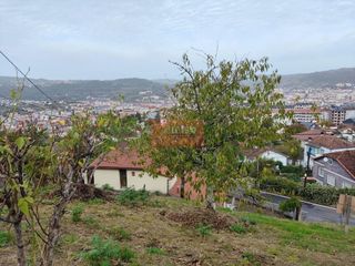 Chalet en venta en San Francisco en Ourense