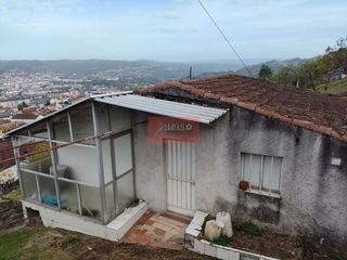 Chalet en venta en San Francisco en Ourense