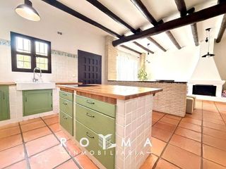 Casa adosada en venta en La Hacienda - Nueva Andalucía en Dos Hermanas