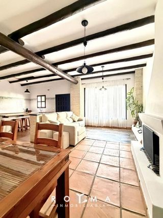 Casa adosada en venta en La Hacienda - Nueva Andalucía en Dos Hermanas