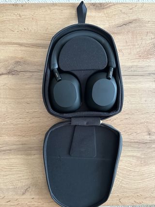 Sony WH-1000XM5 Negros