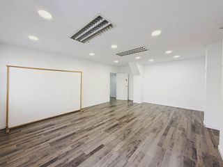 Local comercial en alquiler en San José - Varela en Cádiz