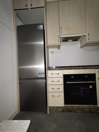 Piso en alquiler en Falperra - Santa Lucía en Coruña (A)