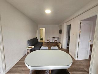 Piso en alquiler en Polígono Cartuja – La Paz en Granada