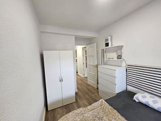 Piso en alquiler en Polígono Cartuja – La Paz en Granada