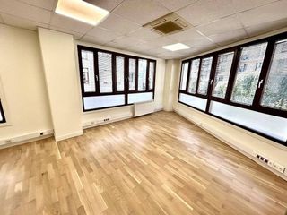 Oficina en alquiler en Amara - Berri en San Sebastián-Donostia