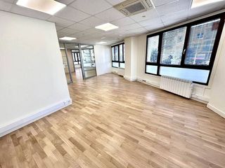 Oficina en alquiler en Amara - Berri en San Sebastián-Donostia