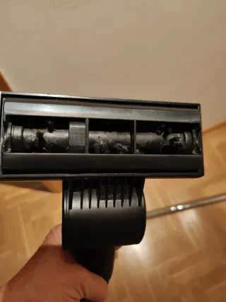 Cepillo y tubo  extensible aspiradora Nilfisk