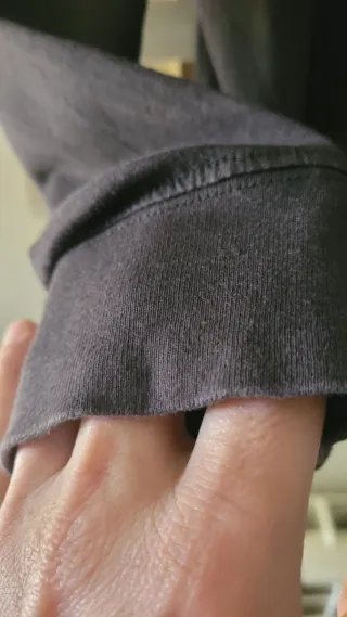 Camiseta Divided Manga Larga Marrón Talla M