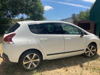 Peugeot 3008 2016 impecable 8749 €