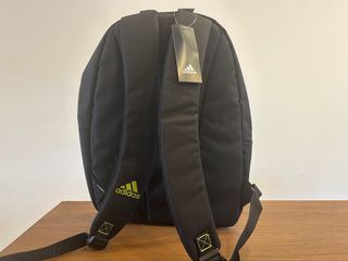 Mochila pádel Adidas negra y lima