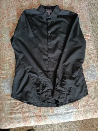 Lotto 9 camicie maniche lunghe e corte. M/L/Small