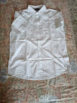 Lotto 9 camicie maniche lunghe e corte. M/L/Small