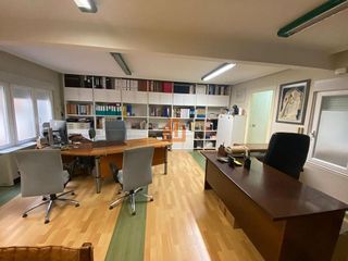 Oficina en venta en Centro Ciudad en León