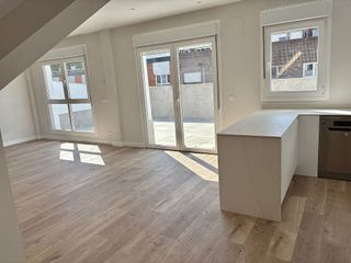 Ático en venta en Milán - Pumarín - Teatinos en Oviedo