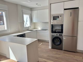 Ático en venta en Milán - Pumarín - Teatinos en Oviedo