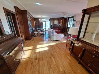 Piso en venta en Plaza España - Villa Pilar - Reyes Católicos - Vadillos en Burgos