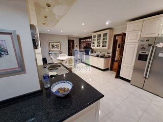 Piso en venta en Plaza España - Villa Pilar - Reyes Católicos - Vadillos en Burgos