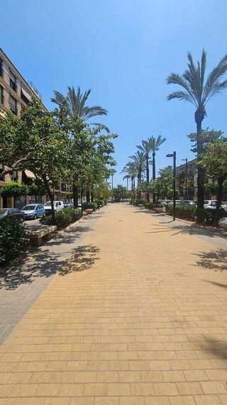 Local comercial en venta en Zona Avenida al Vedat en Torrent