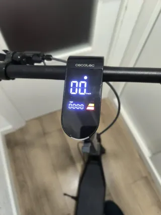 Cecotec Bongo D40XL Patinete Eléctrico