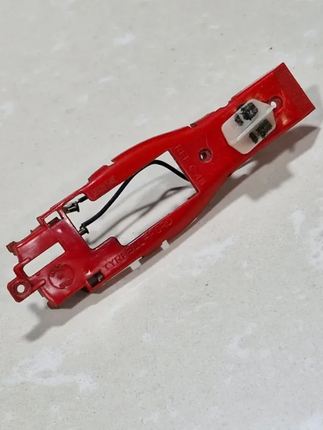 Scalextric chasis Ford tyrrell