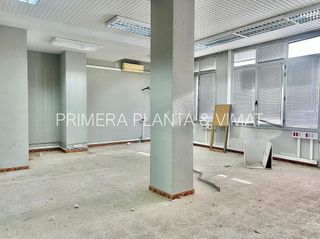 Local comercial en alquiler en L'Havana en Mataró