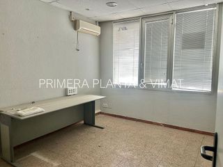 Local comercial en alquiler en L'Havana en Mataró