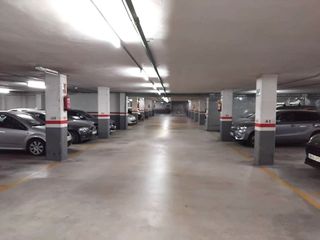 Garaje en alquiler en Eixample en Mataró