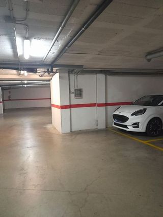 Garaje en venta en Mestral en Reus